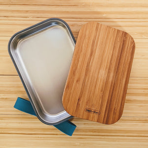 Wooden cover, metal container. Sandwich container